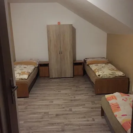 Gasthuis Apartmany Lemesany